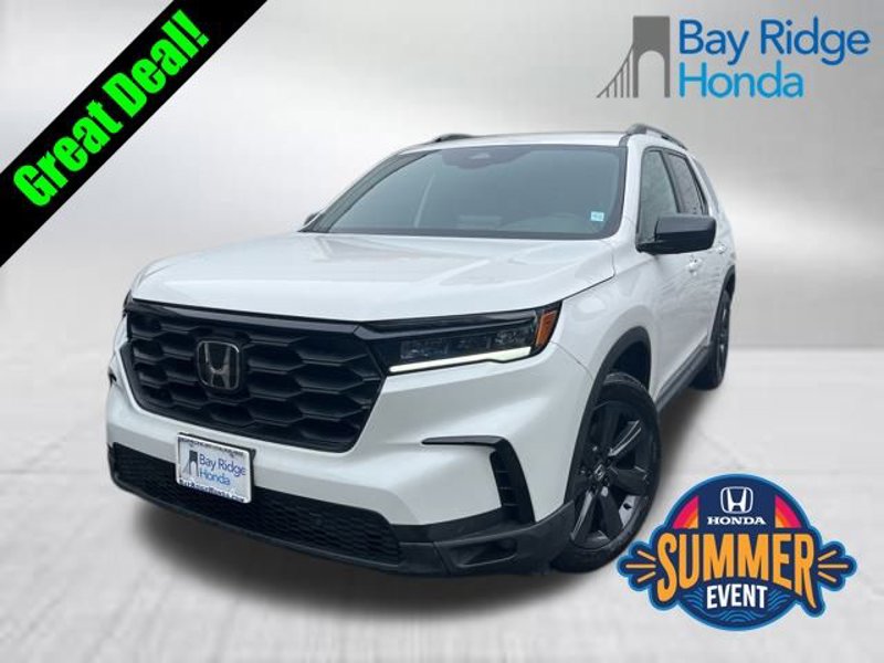 Certified 2025 Honda Pilot Sport image 1