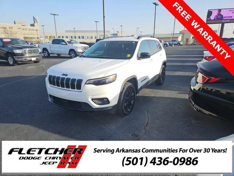Certified 2023 Jeep Cherokee Altitude Lux image 1