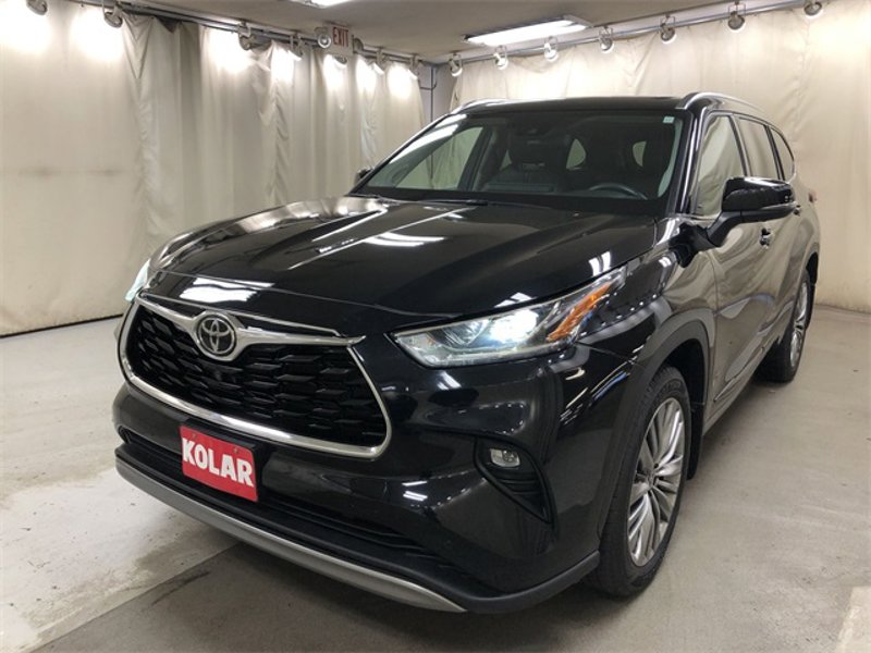 Certified 2022 Toyota Highlander Platinum image 1