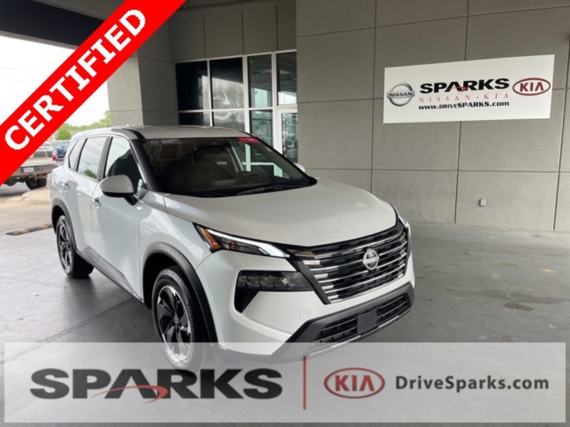 Certified 2024 Nissan Rogue SV image 1