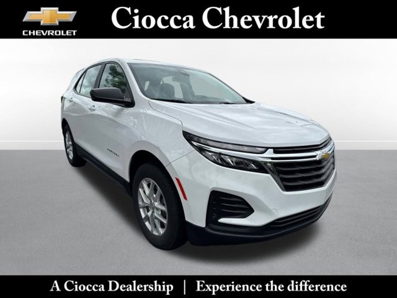 Certified 2023 Chevrolet Equinox LS image 1