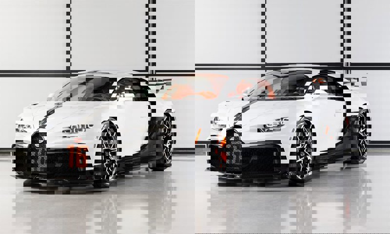 Used 2022 Bugatti Chiron Pur Sport image 1