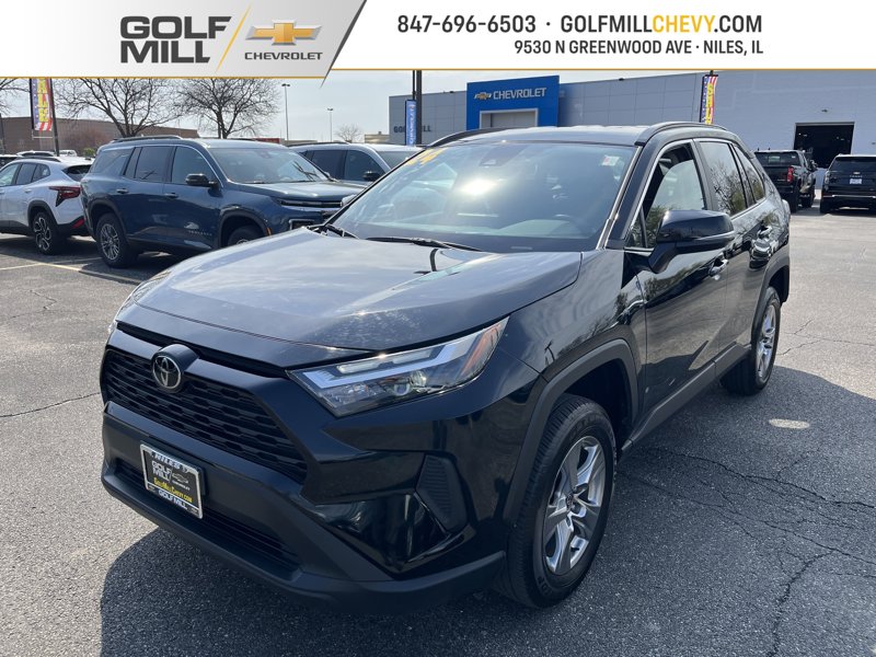 Used 2024 Toyota RAV4 XLE image 1