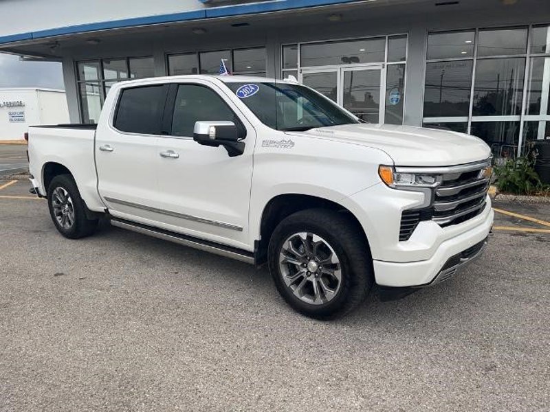 Certified 2024 Chevrolet Silverado 1500 High Country w/ Technology Package image 1