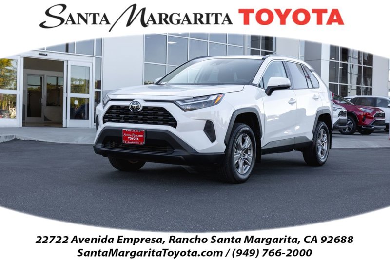 Certified 2024 Toyota RAV4 XLE image 1