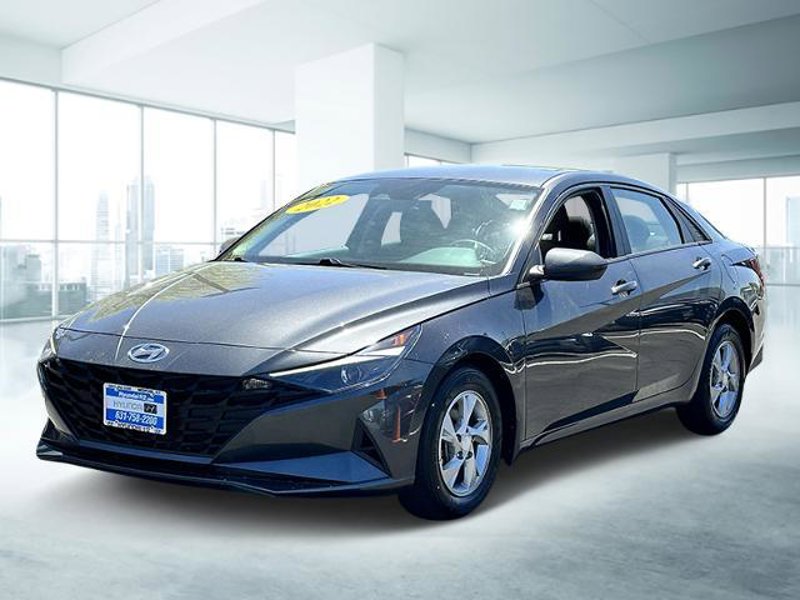 Certified 2022 Hyundai Elantra SE image 1
