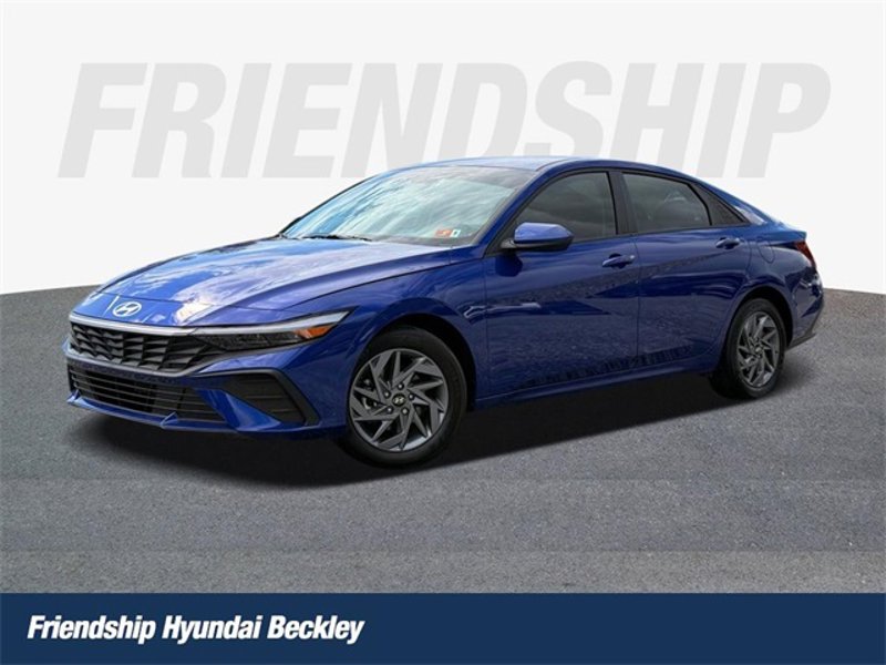 Certified 2024 Hyundai Elantra SEL image 1