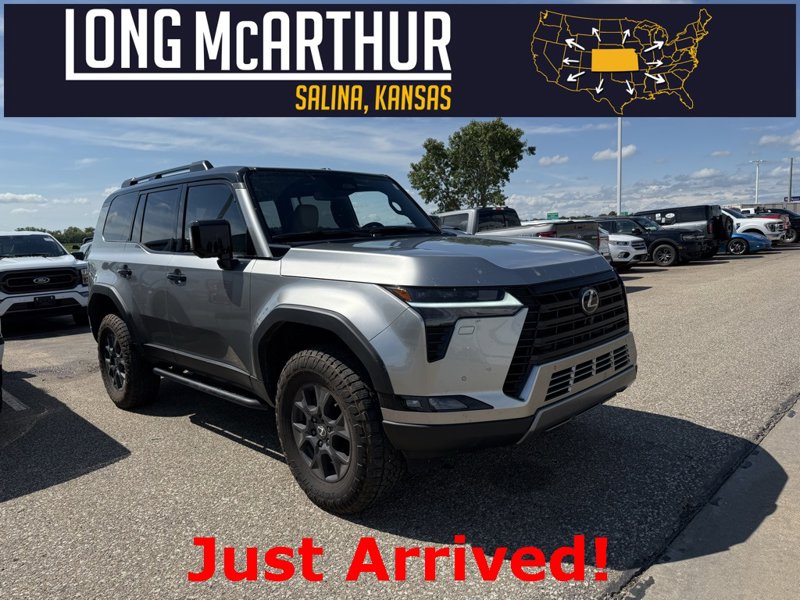 Used 2025 Lexus GX 550 image 1