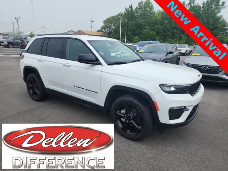 Certified 2023 Jeep Grand Cherokee Limited w/ Black Appearance Package image 1