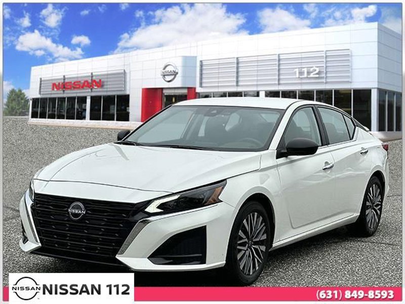 Certified 2025 Nissan Altima 2.5 SV image 1