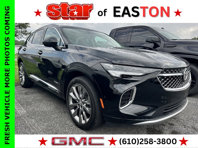 Used 2022 Buick Envision Avenir w/ Technology Package II image 1