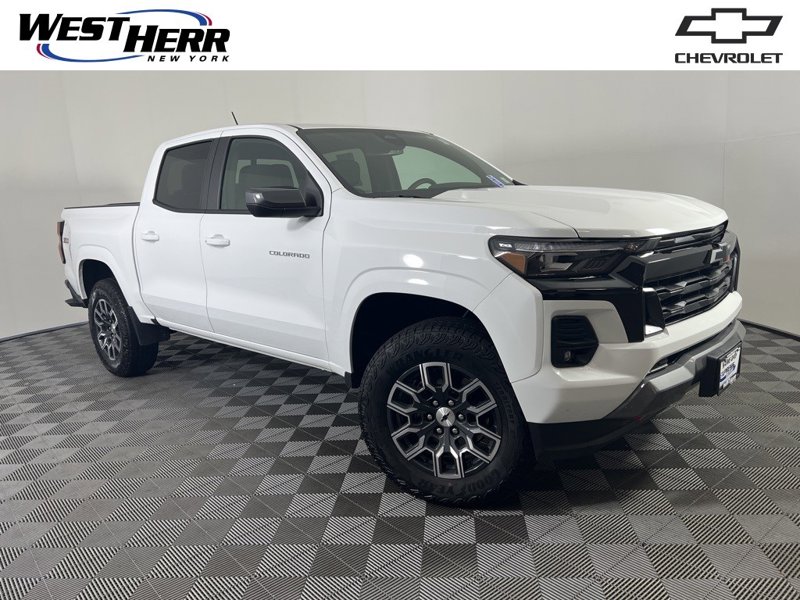 Certified 2025 Chevrolet Colorado Z71 image 1