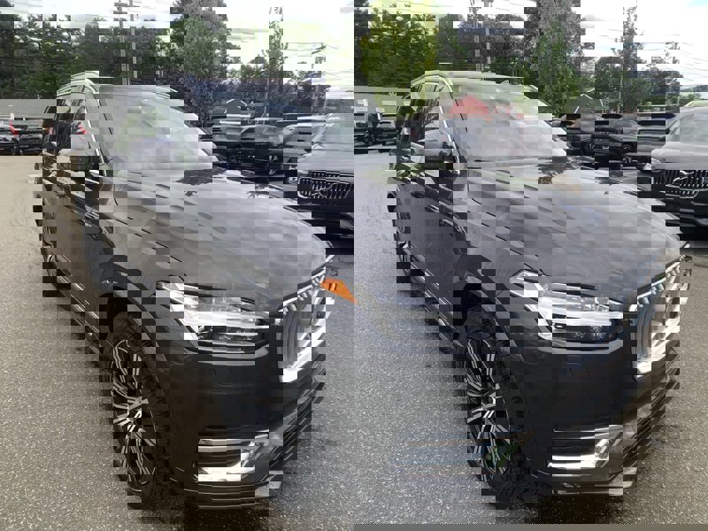 Certified 2024 Volvo XC90 B5 Plus image 1