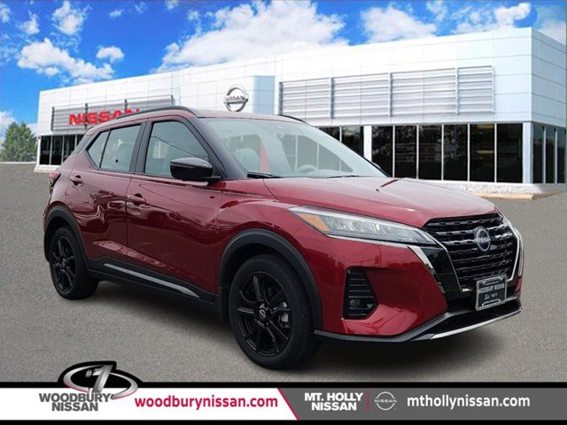 Certified 2024 Nissan Kicks SR w/ SR Premium Package image 1