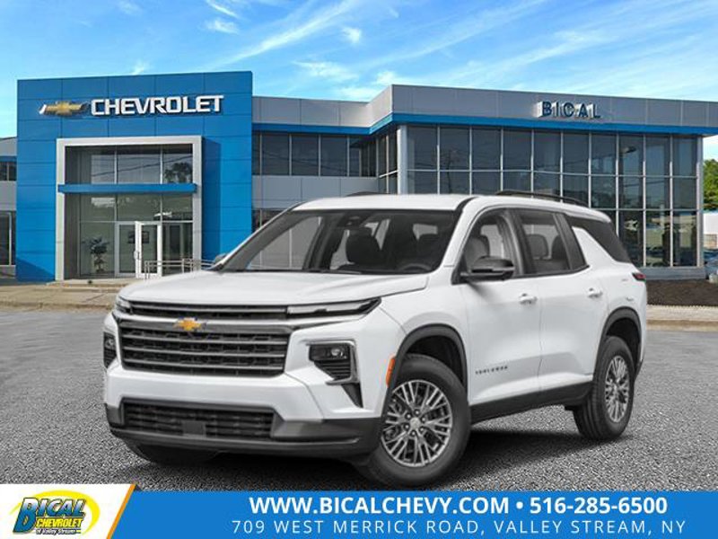New 2025 Chevrolet Traverse LT image 1