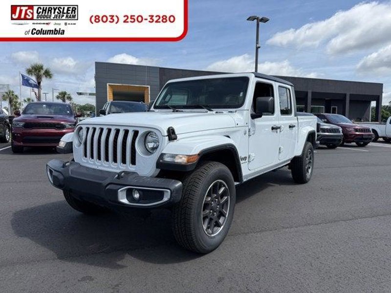 Certified 2023 Jeep Gladiator Overland image 1