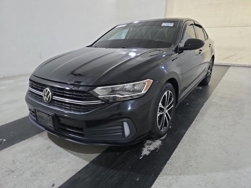 Used 2023 Volkswagen Jetta Sport image 1