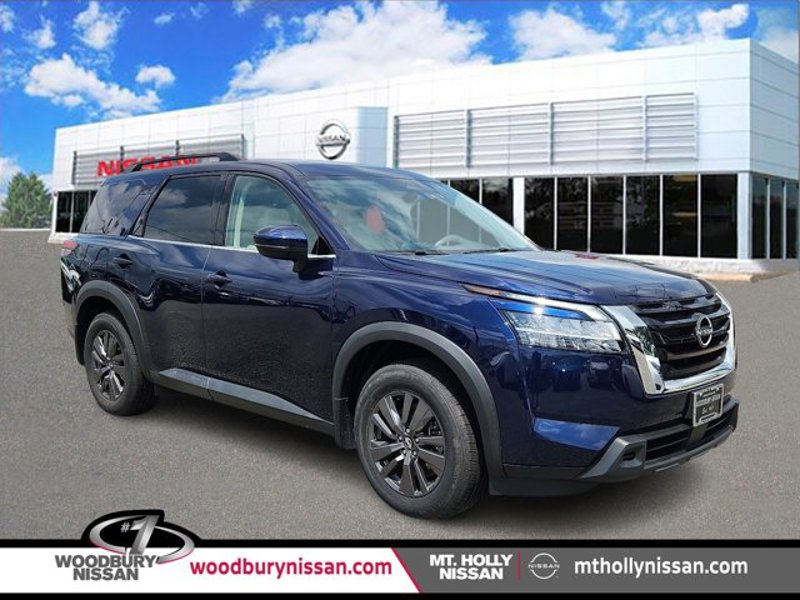 Certified 2022 Nissan Pathfinder SV image 1