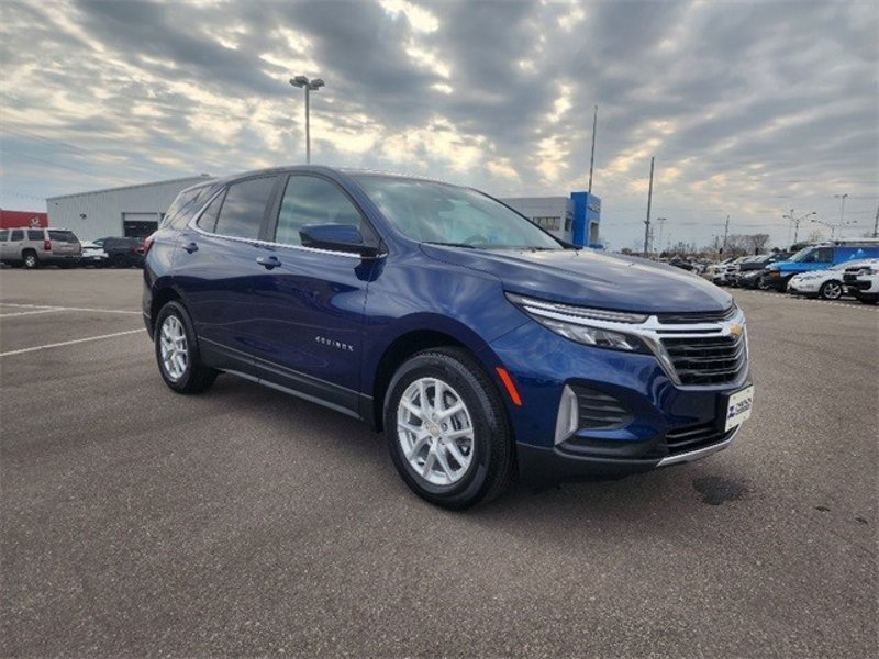 Certified 2023 Chevrolet Equinox LT image 1