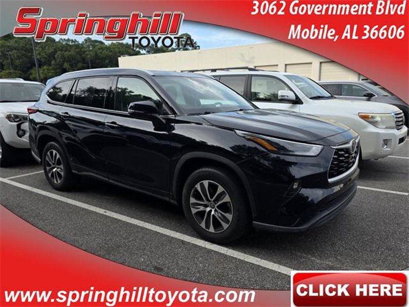 Certified 2022 Toyota Highlander XLE image 1