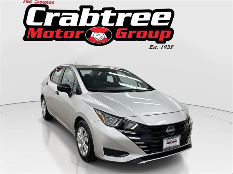 Certified 2024 Nissan Versa S w/ Trunk Package image 1