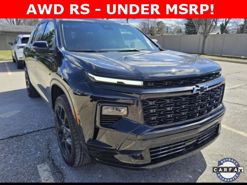 Certified 2024 Chevrolet Traverse RS w/ LPO, Floor Liner Package image 1