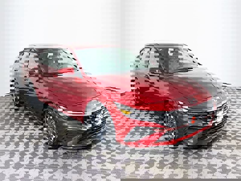 Certified 2024 Hyundai Elantra SEL image 1