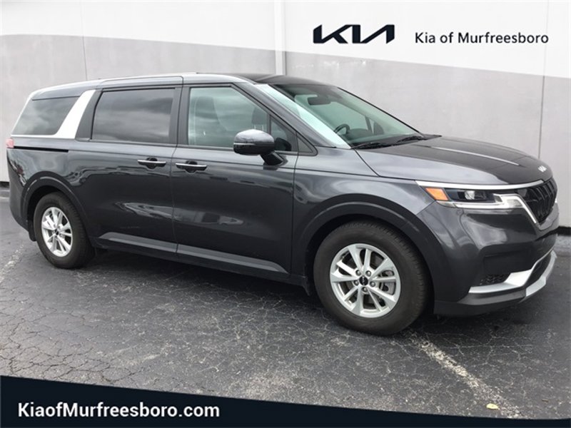 Certified 2024 Kia Carnival LX image 1