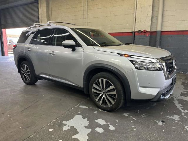 Certified 2023 Nissan Pathfinder Platinum w/ Cargo Package image 1