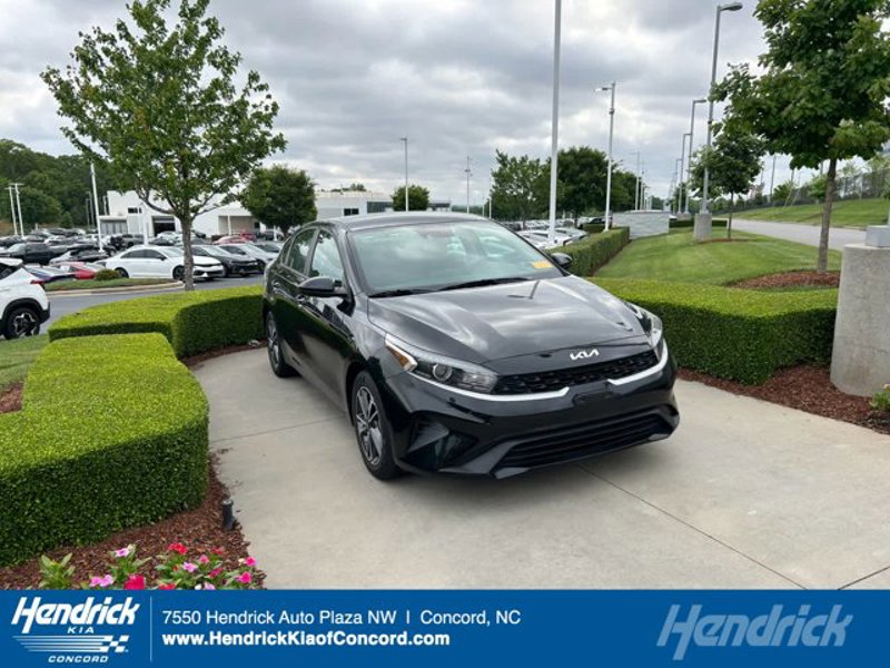 Certified 2023 Kia Forte LXS image 1