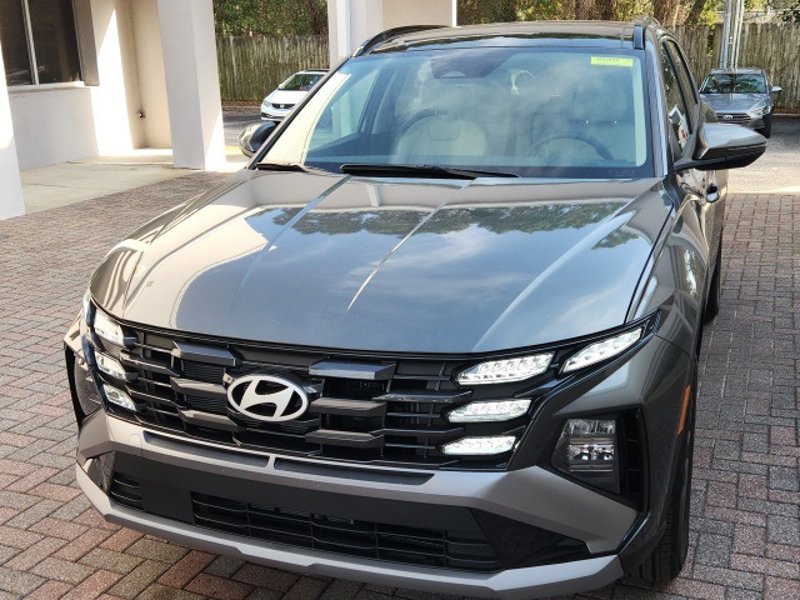 Certified 2025 Hyundai Tucson SEL image 1