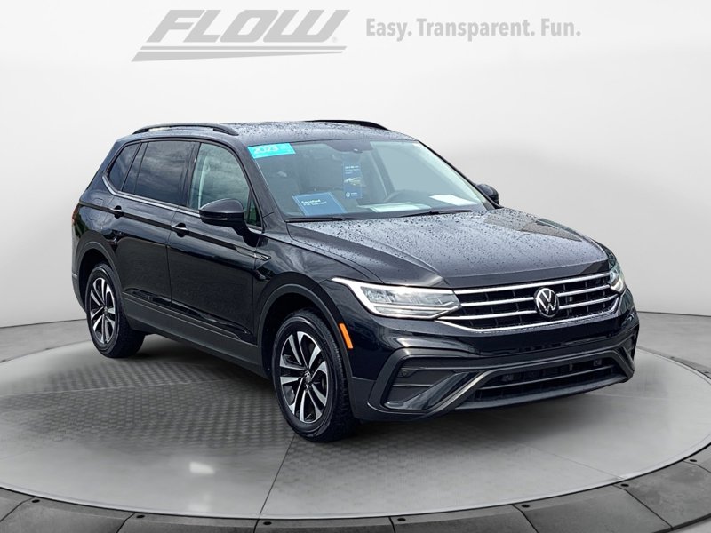 Certified 2023 Volkswagen Tiguan S image 1
