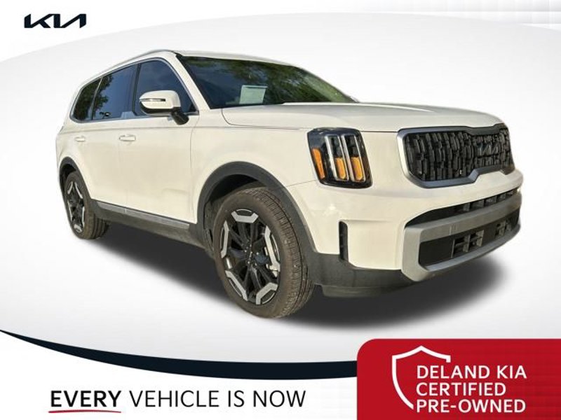 Certified 2024 Kia Telluride EX w/ EX Captain's Chair Package image 1
