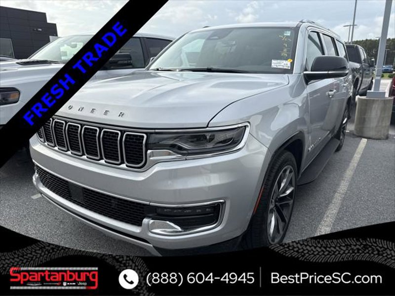 Certified 2024 Jeep Wagoneer L Series II w/ Premium Group I image 1