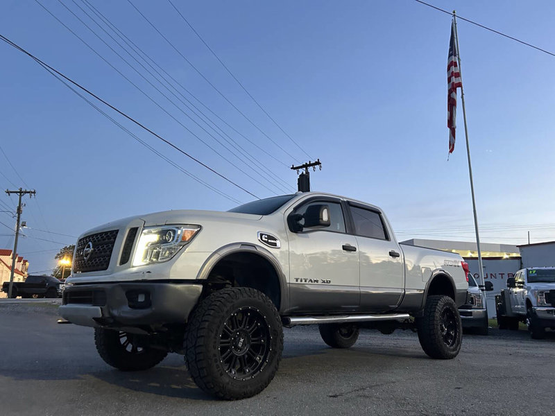 Used 2016 Nissan Titan PRO-4X image 1