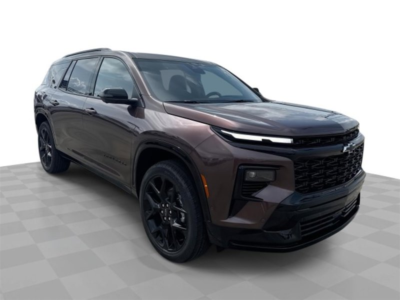 Certified 2025 Chevrolet Traverse RS w/ LPO, Floor Liner Package image 1