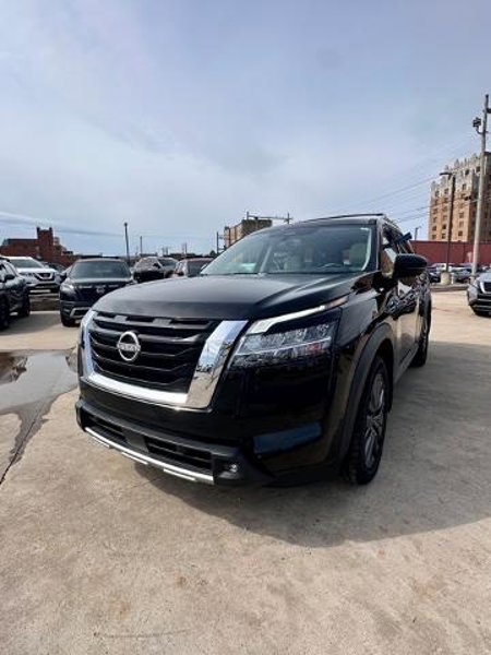 Certified 2022 Nissan Pathfinder SL image 1