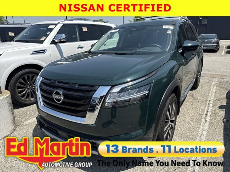 Certified 2024 Nissan Pathfinder Platinum w/ Cargo Package image 1