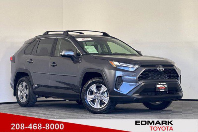 Certified 2025 Toyota RAV4 XLE image 1