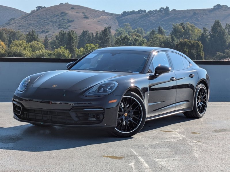 Certified 2023 Porsche Panamera Platinum Edition image 1