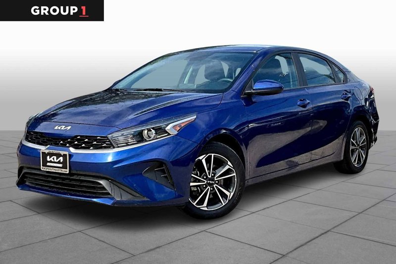 Certified 2023 Kia Forte LXS image 1