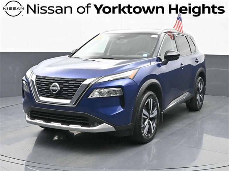 Certified 2022 Nissan Rogue Platinum w/ Head-Up Display Package image 1