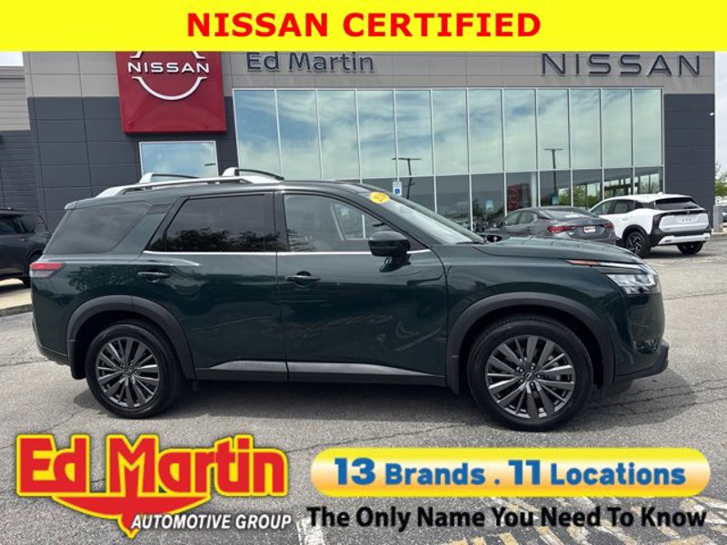 Certified 2024 Nissan Pathfinder SL w/ SL Premium Package image 1