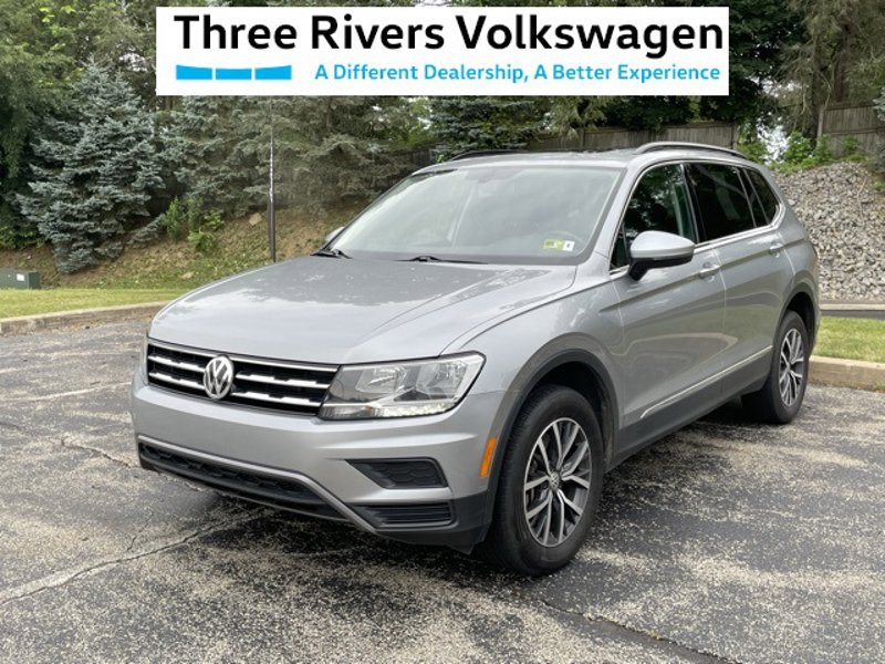 Certified 2020 Volkswagen Tiguan SE w/ Panoramic Sunroof Package image 1