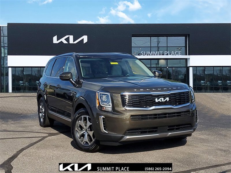Certified 2022 Kia Telluride EX w/ Towing Package image 1