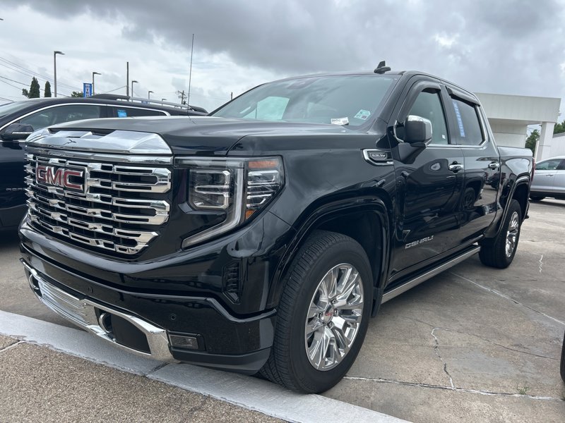 Certified 2022 GMC Sierra 1500 Denali w/ Technology Package image 1