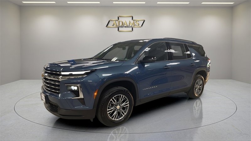 Certified 2024 Chevrolet Traverse LT image 1