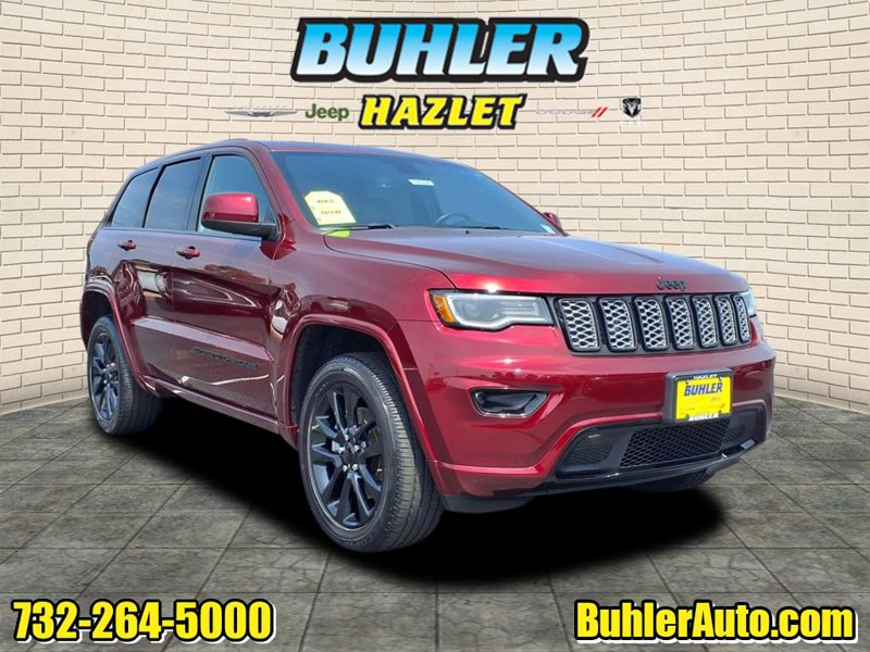 Certified 2022 Jeep Grand Cherokee Laredo X image 1
