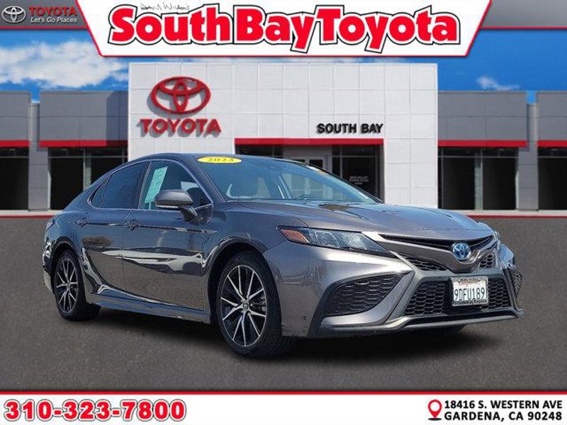 Certified 2023 Toyota Camry SE image 1