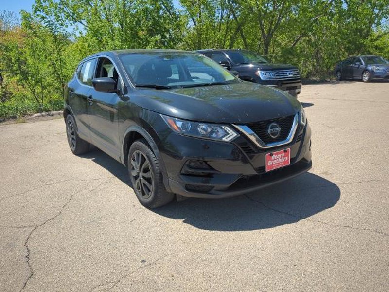 Certified 2021 Nissan Rogue Sport S image 1